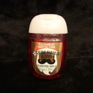 BBW STACHING THROUGH THE SNOW NORTHPOLE PUNCH